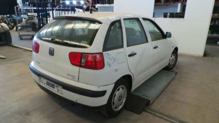 seat ibiza (6k1) 1999-2002 del año 2001
