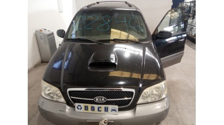kia carnival ii 2001-2006 del año 2004