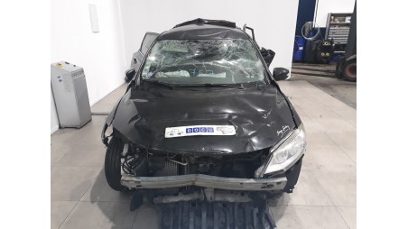 nissan pulsar (c13) 2014-2018 del año 2015