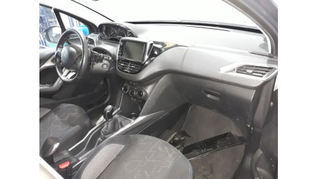 peugeot 2008 (--.2013) 2013-2019 del año 2018