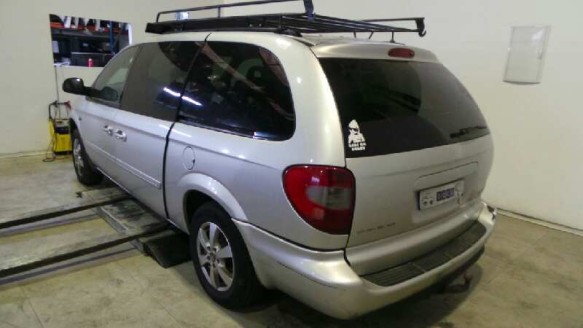 chrysler voyager (rg) 2001-2008 del año 2006
