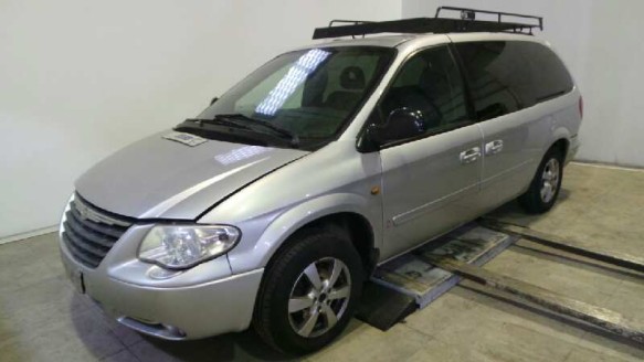 chrysler voyager (rg) 2001-2008 del año 2006