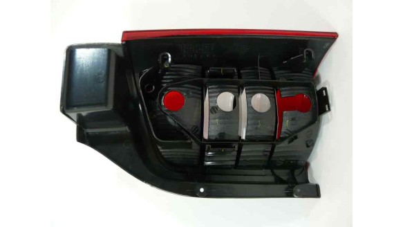 Recambio de piloto trasero izquierdo para volkswagen t5 bus 2003-2009 referencia OEM IAM 8433066072117 7H5945095H 103F23350751