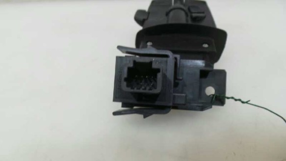 Recambio de mando volante para renault megane iii berlina 5 p 2008-2016 expression referencia OEM IAM 255520014 255520014 