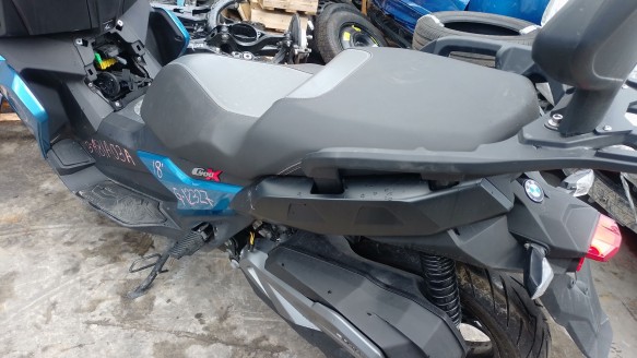 Recambio de centralita motor uce para bmw c - c 400 x referencia OEM IAM 13618393856  