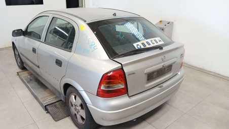 opel astra g hatchback (t98) 1998-2009 del año 2001