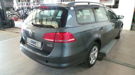 volkswagen passat variant (365) 2010-2014 del año 2011