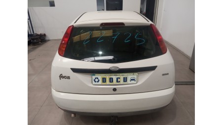 ford focus berlina (cak) 1998-2004 del año 2001