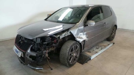 volkswagen golf v berlina (1k1) 2003-2008 del año 2005