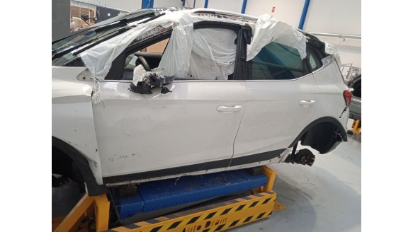 seat arona (kj7, kjp) 2017- del año 2023