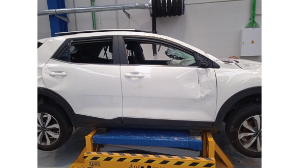 kia stonic (yb) 2017- del año 2025