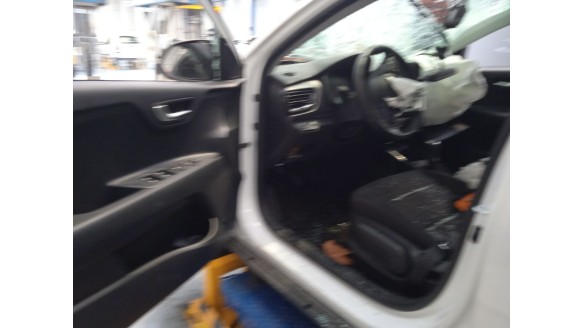 kia stonic (yb) 2017- del año 2025