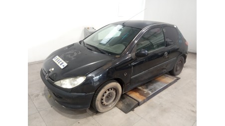 peugeot 206 berlina 1998-2010 del año 2006