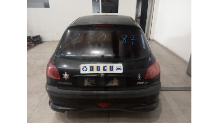 peugeot 206 berlina 1998-2010 del año 2006