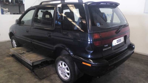mitsubishi santamo (hyundai) 1998-2001 del año 2000