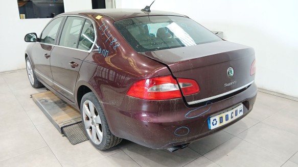 skoda superb ii (3t4) 2008-2015 del año 2009