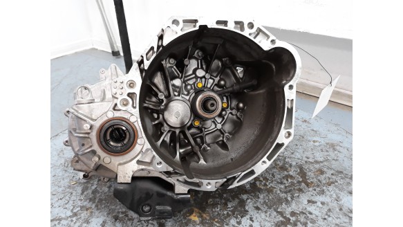 Recambio de caja cambios para kia stonic (ybcuv) 2017- tech referencia OEM IAM 430A026324 U32VLH 