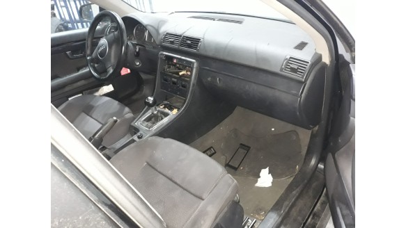 audi a4 berlina (8e) 2000-2004 del año 2006