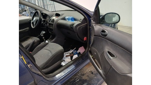 peugeot 206 hatchback (2a/c) 1998-2012 del año 2005