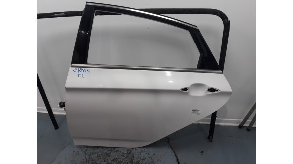 Recambio de puerta trasera izquierda para hyundai i40 2012- style blue referencia OEM IAM 770033Z300 770033Z300 