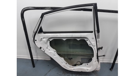 Recambio de puerta trasera izquierda para hyundai i40 2012- style blue referencia OEM IAM 770033Z300 770033Z300 