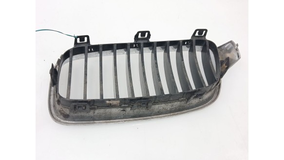 Recambio de rejilla paragolpes derecha para bmw 3 (f30, f80) 2011-2018 318 d referencia OEM IAM 51712240778 51712240778 