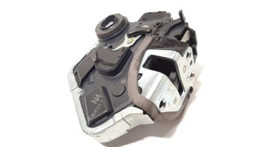 Recambio de cerradura puerta trasera izquierda para lexus nx 2014- 300h 4wd referencia OEM IAM 6906012410  