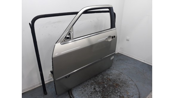 Recambio de puerta delantera izquierda para chrysler 300c (lx, le) 2004- 3.0 crd referencia OEM IAM 05134171AP 05134171AP 