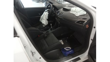 renault megane iii berlina 5 p 2008-2016 del año 2015