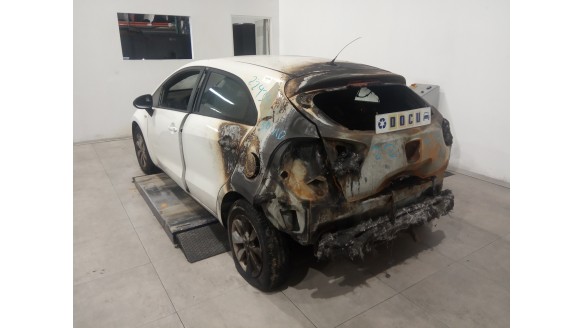 kia rio (yb) 2016- del año 2017