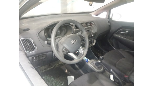 kia rio (yb) 2016- del año 2017
