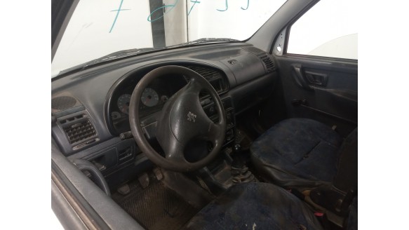 peugeot partner (s1) 1996-2002 del año 2001