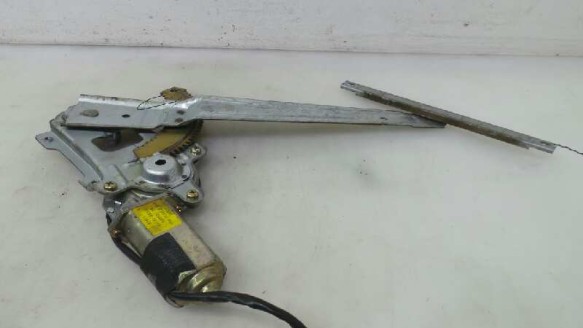 Recambio de elevalunas trasero izquierdo para nissan patrol gr (y61) 1997-2016 comfort referencia OEM IAM 82731VB011 82731VB011 