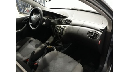 ford focus berlina (cak) 1998-2004 del año 2004