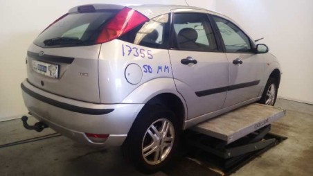 ford focus berlina (cak) 1998-2004 del año 2002
