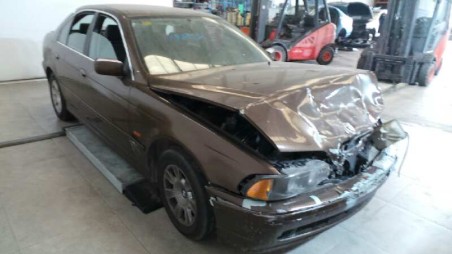 bmw serie 5 berlina (e39) 1995-2003 del año 2001