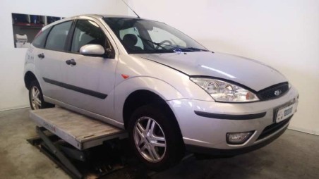ford focus berlina (cak) 1998-2004 del año 2002