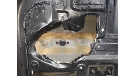 Recambio de porton trasero para ssangyong kyron 2005-2011 200 xdi limited referencia OEM IAM 6401109100 6401109100 