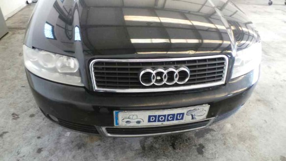audi a4 berlina (8e) 2000-2004 del año 2001
