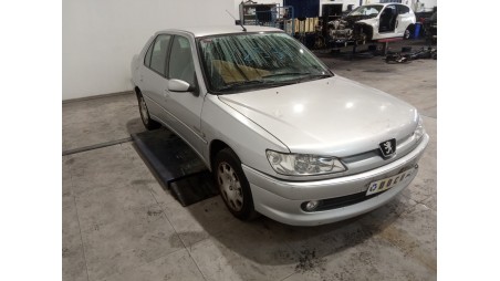 peugeot 306 berlina 3/4/5 puertas (s2) 1997-2003 del año 2000