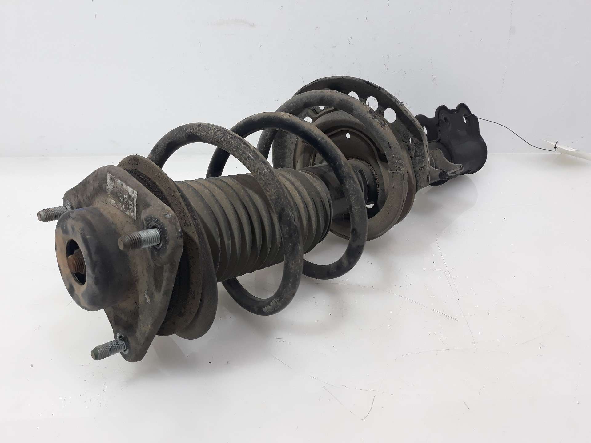 AMORTIGUADOR DELANTERO IZQUIERDO HYUNDAI I40 2012- (546513Z330 1492578)