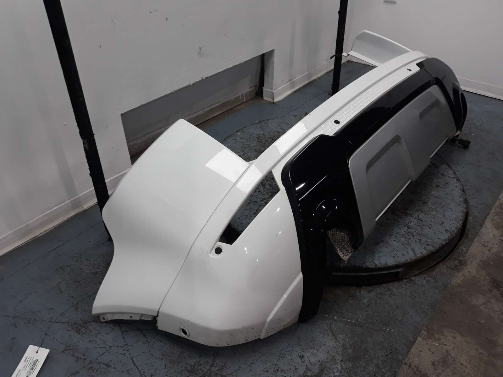 PARAGOLPES TRASERO LR074961 LR074961 