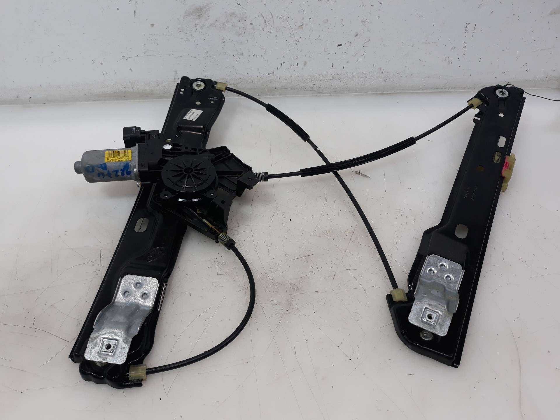 ELEVALUNAS DELANTERO DERECHO LAND ROVER EVOQUE 2011-2018 (BJ3223200AG 1540486)