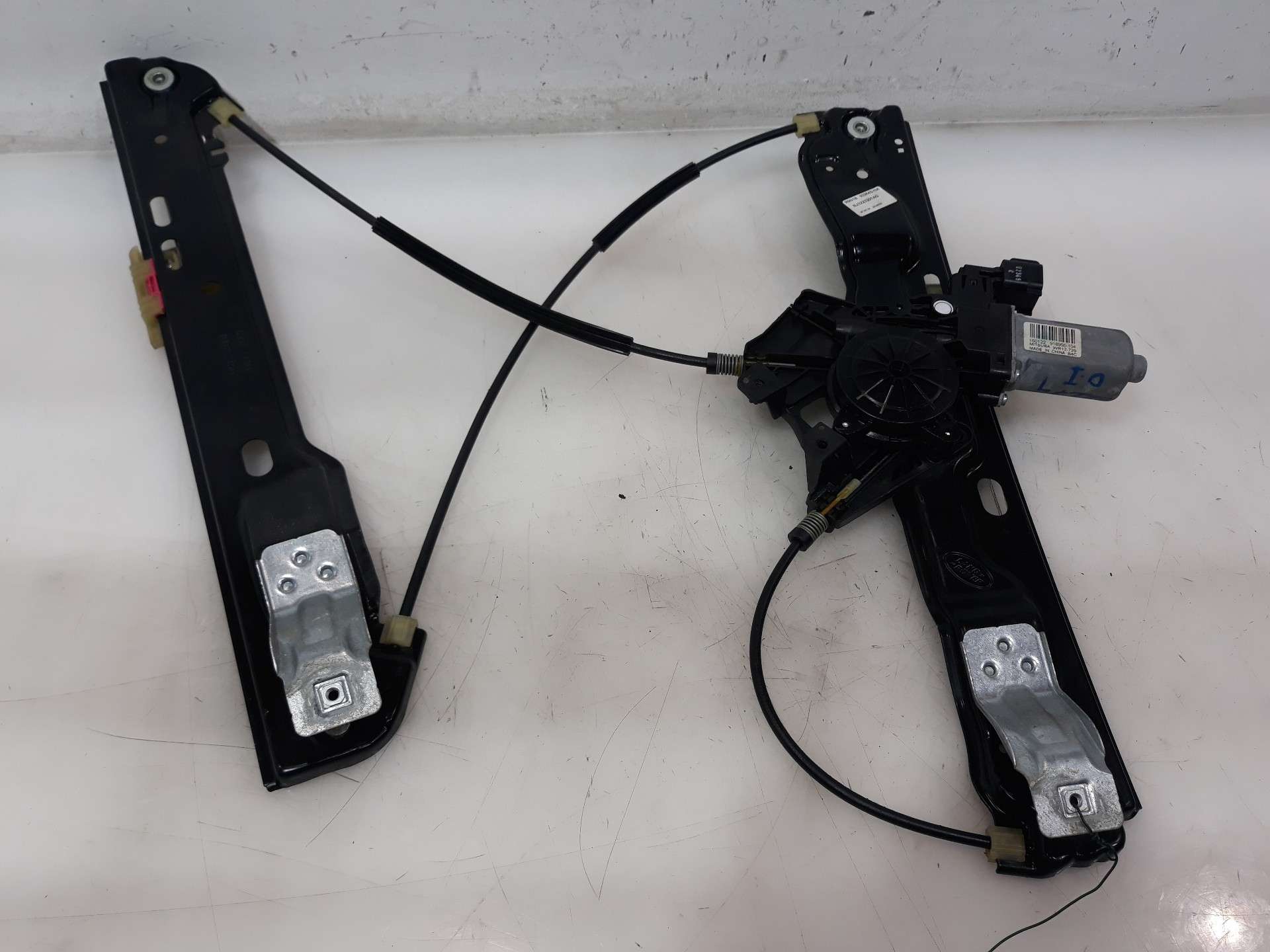 ELEVALUNAS DELANTERO IZQUIERDO LAND ROVER EVOQUE 2011-2018 (BJ3223201AG 1540487)