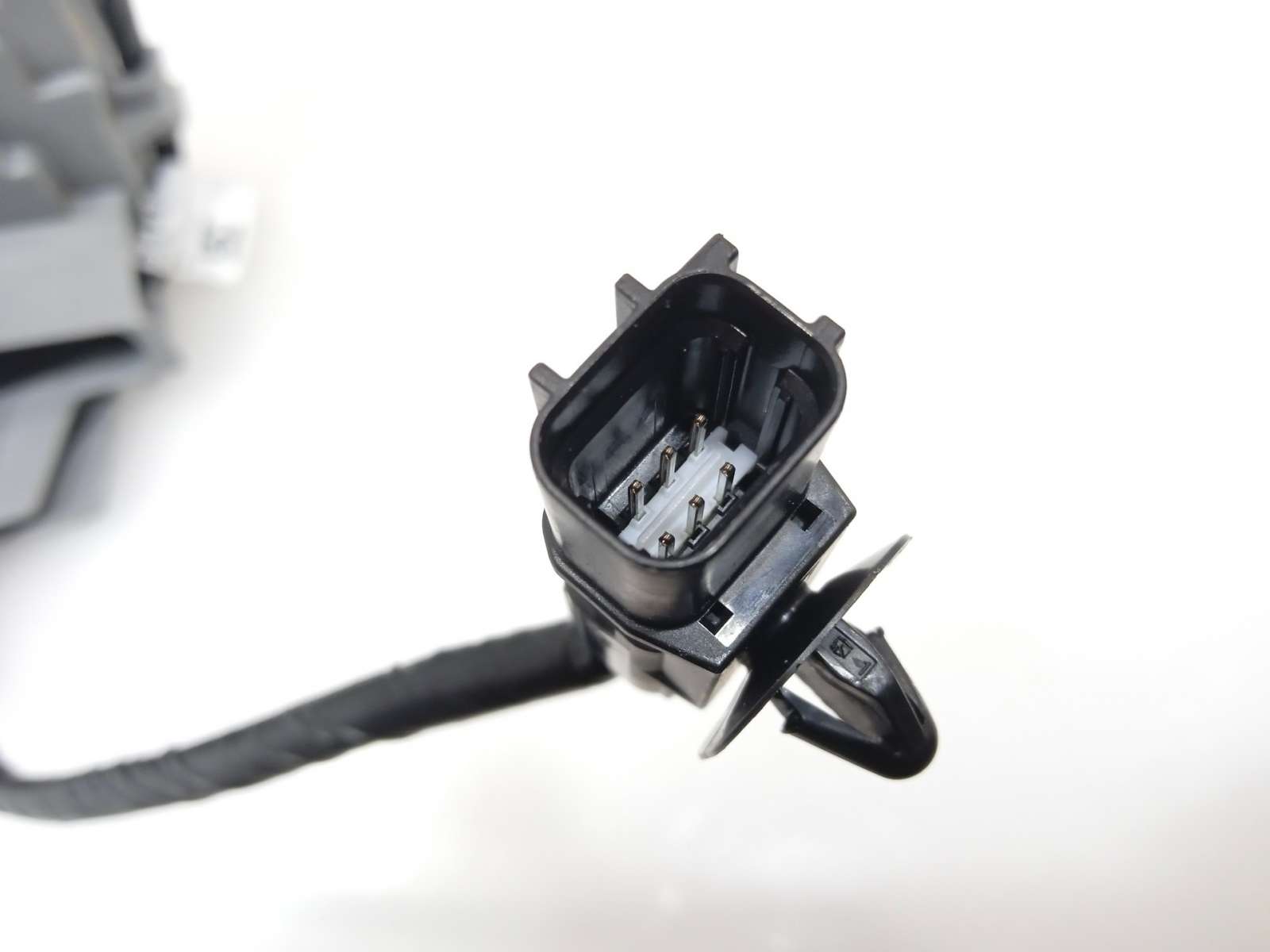 CERRADURA PUERTA DELANTERA IZQUIERDA KIA NIRO 2016- (81310AT100 1647359)