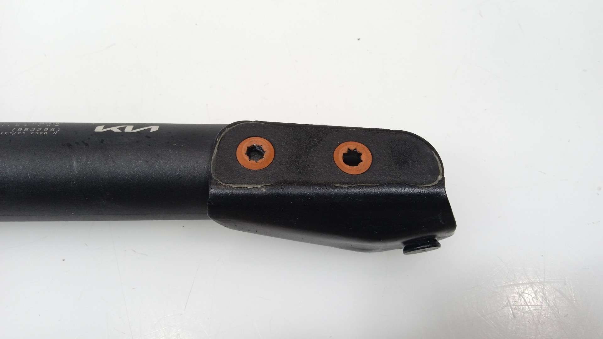 AMORTIGUADORES MALETERO / PORTON KIA NIRO 2016- (81840AT101 1647367)