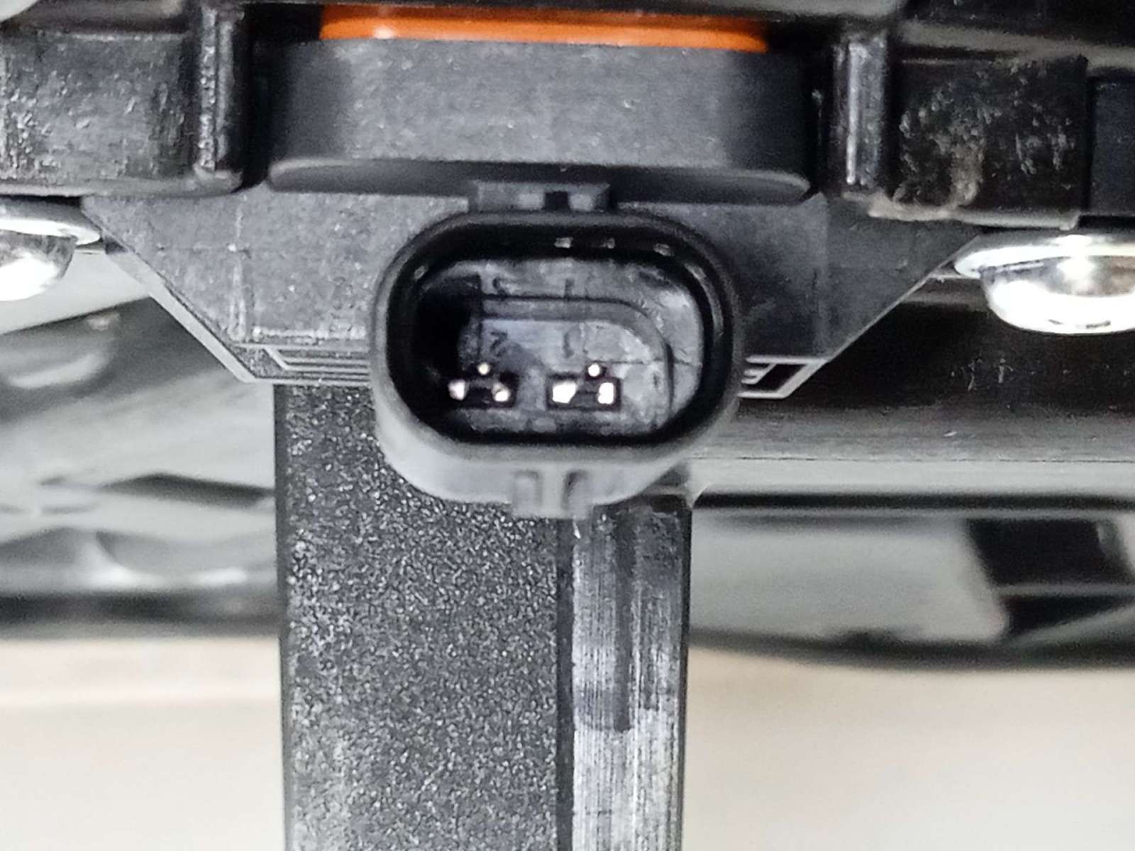 ELEVALUNAS DELANTERO DERECHO KIA NIRO 2016- (82481AT010 1647370)