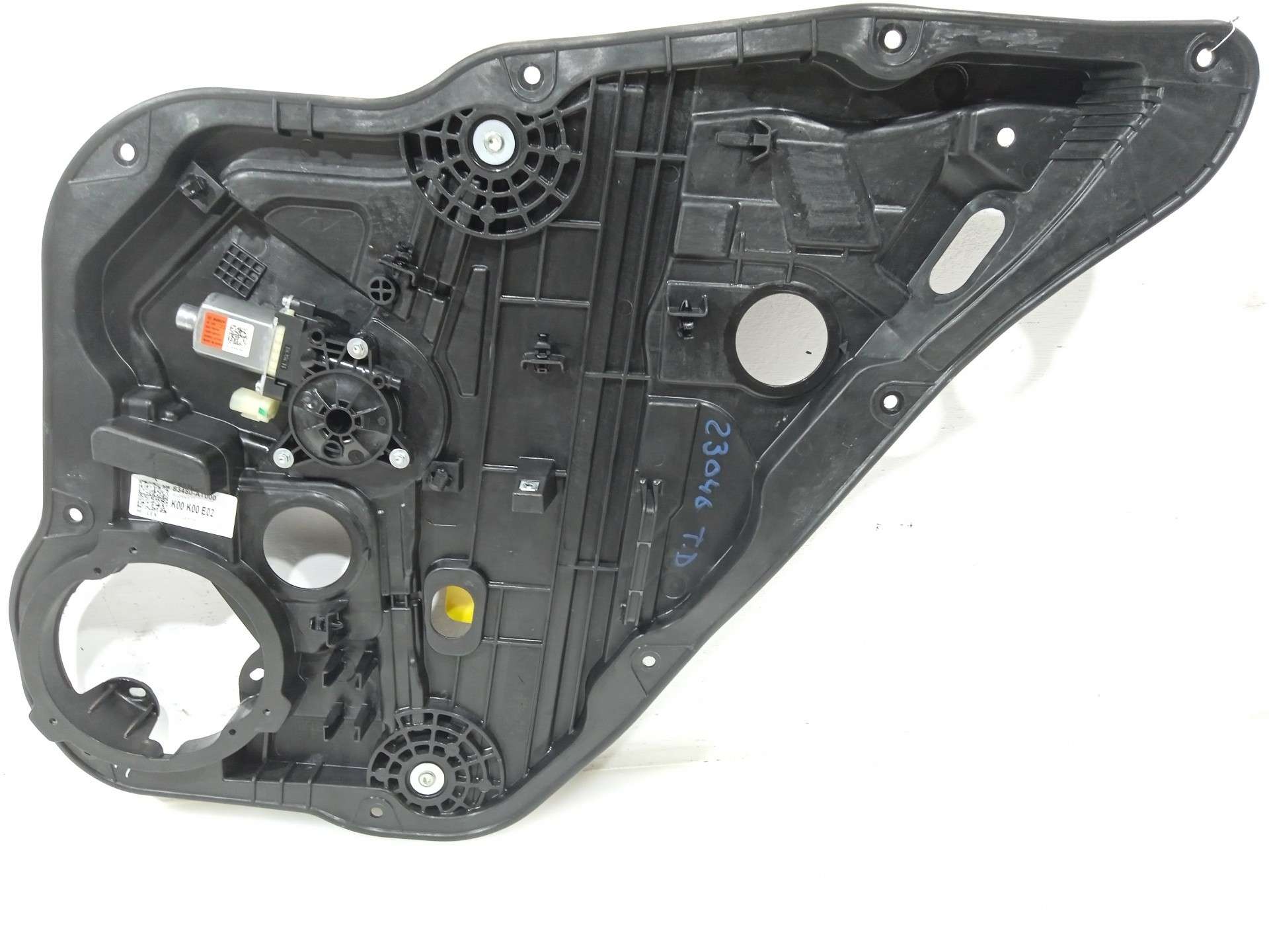 ELEVALUNAS TRASERO DERECHO KIA NIRO 2016- (83481AT000 1647372)