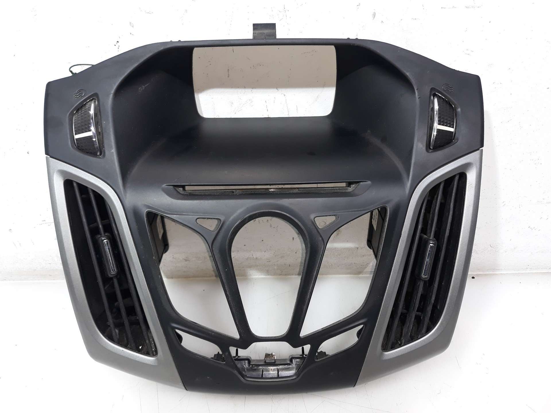 CONSOLA CENTRAL SALPICADERO FORD FOCUS LIM. 2014-2018 (BM5118835GGW 1542079)