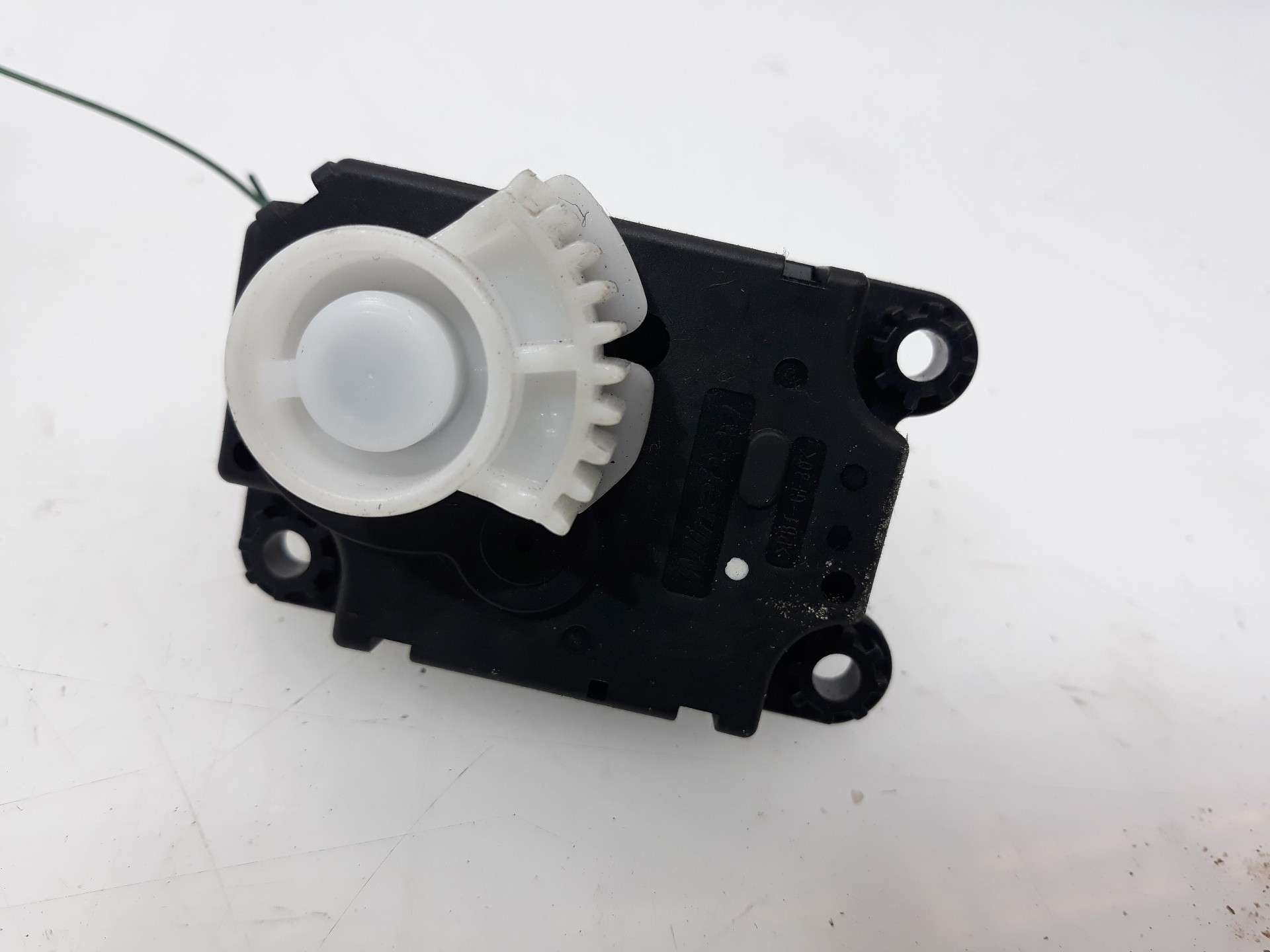 MOTOR APERTURA TRAMPILLAS CLIMATIZADOR RENAULT MASTER KASTEN 2010- (A21201700 1493048)